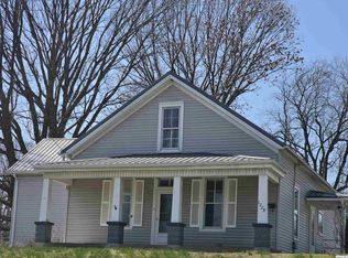 1228 S 12th St, Quincy, IL 62301