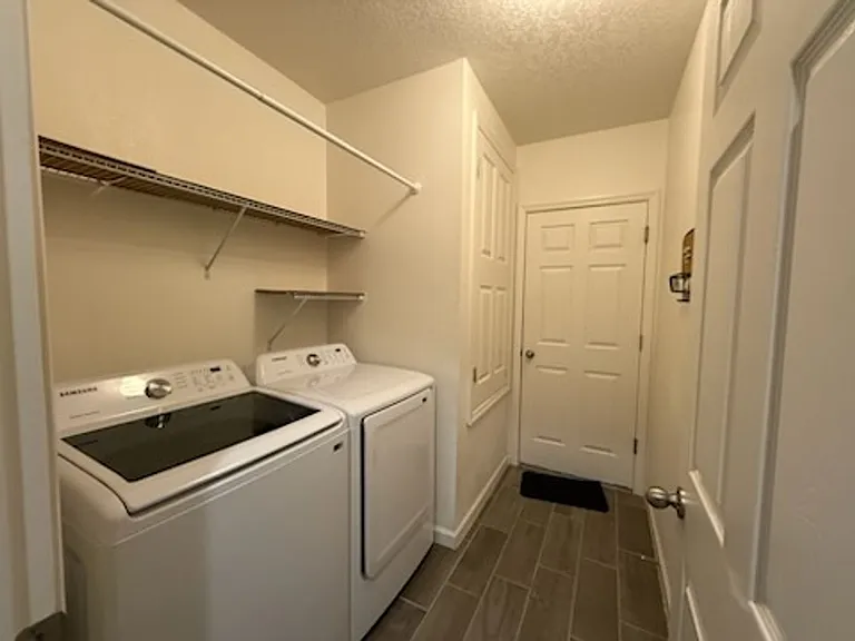 1503 Musgrass Cir — Photo 39