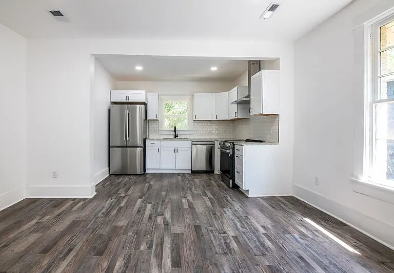 1003 28th Pl S #B — Photo 4