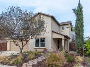 4238 E Acequia Ave, Visalia, CA