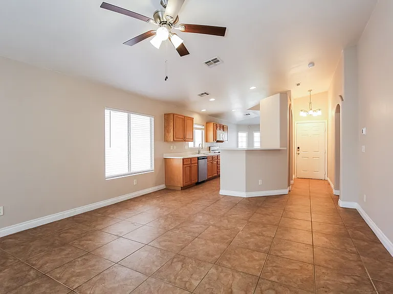 1019 Edgestone Mark Ave — Photo 5