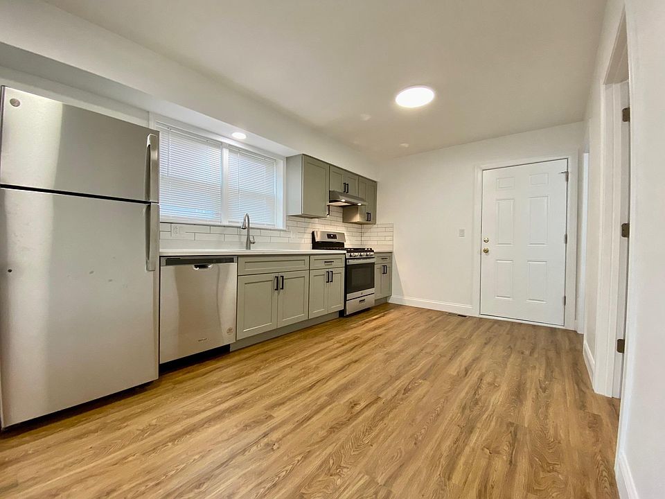 1st image of 2724 S Wallace St #1R