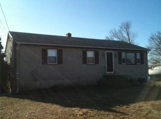 11 S Grove Ave, Warren, RI 02885