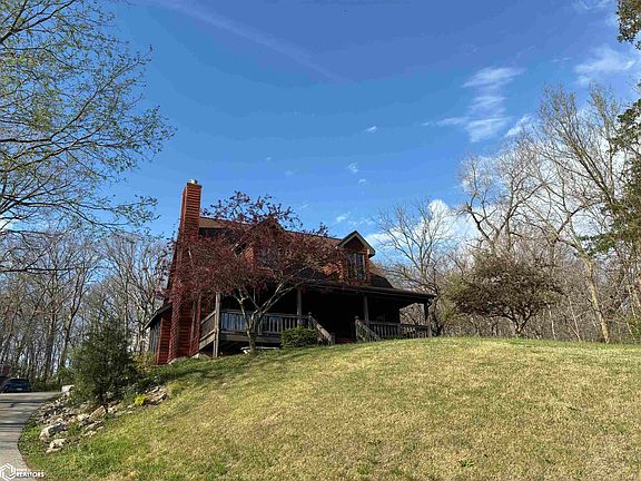 2nd image of 30 Prices Creek Rd