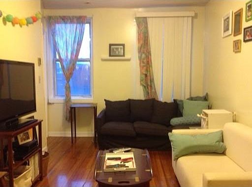 2nd image of 4A Prince St APT 5