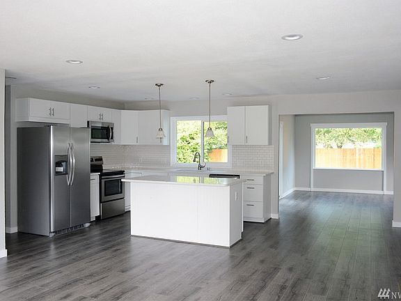 3rd image of 8807 Lenox Ave SW