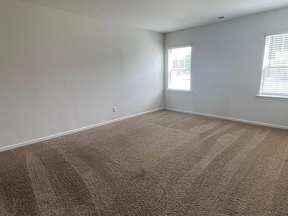 4th image of 219 Atwater Landing Dr