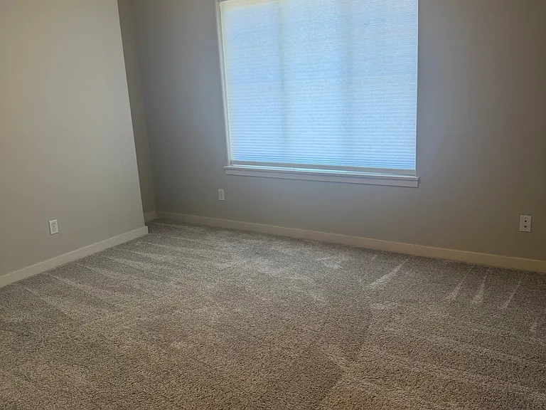 10722 SE 75th Ave — Photo 11