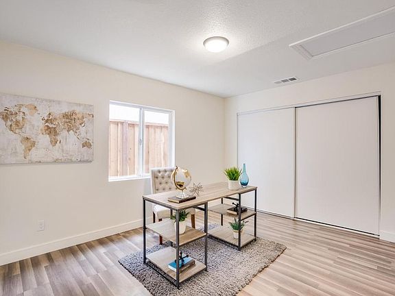 5th image of 256 Lyndale Ave #2