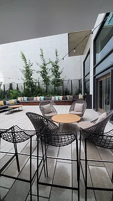 Rented by Voro New York | media 31