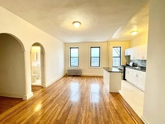 Rented by Keller Williams NYC | media 12