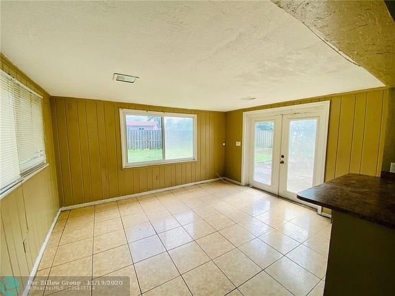 3rd image of 2420 NW 28th Ter