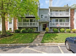109 Kenwood Dr, Sicklerville, NJ 08081