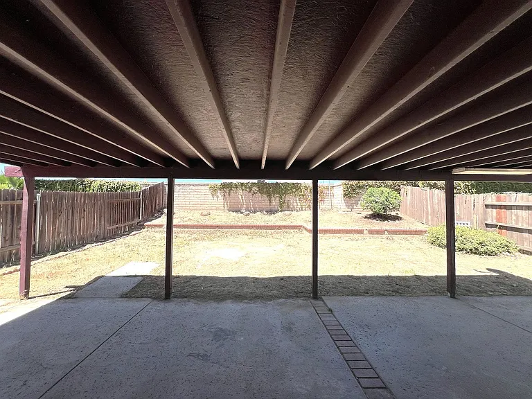 16547 War Cloud Dr — Photo 36