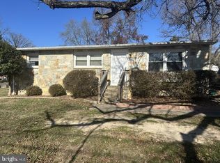 25 Virginia Ave, Fredericksburg, VA 22405