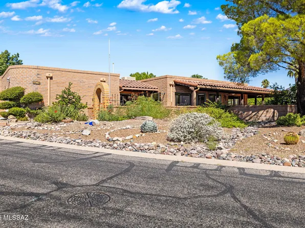 1618 W Calle Hacienda, Green Valley, AZ 85622