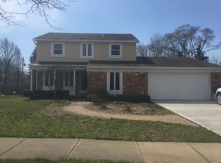 2777 Roxbury Dr, Troy, MI 48084