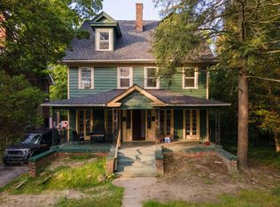 14443 Superior Rd, Cleveland, OH 44118