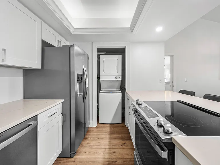 11863 Wimbledon Cir #504 — Photo 15