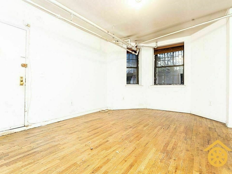 1st image of 264 Gates Ave #Be