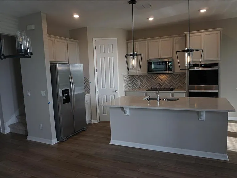 4976 Citrus Leaf Blvd — Photo 2