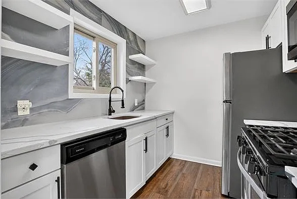 4570 Macarthur Blvd NW #208 — Photo 12