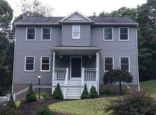 284 W Starz Rd, Cheswick, PA 15024