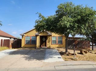 308 Desert Chief Dr, Laredo, TX 78045