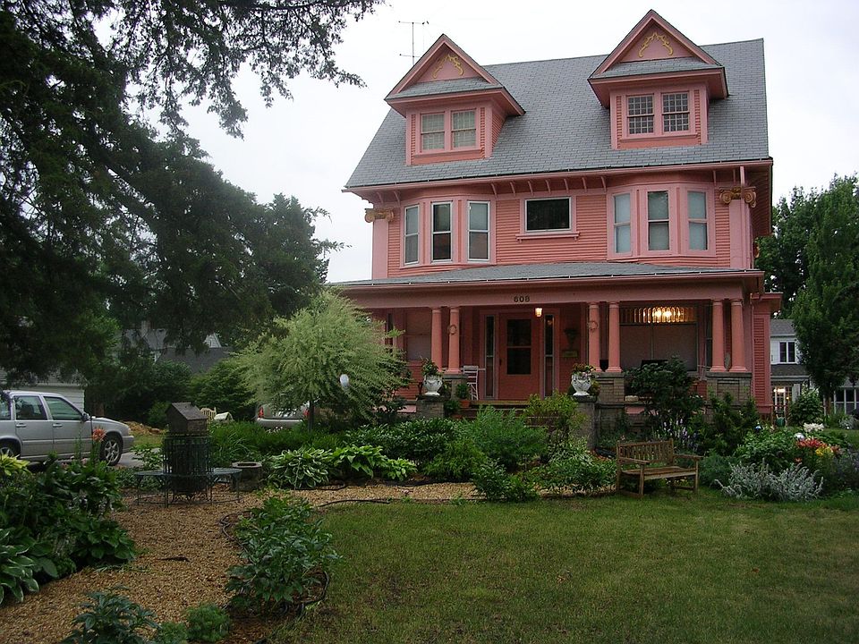 Three Storeys- landscaping!