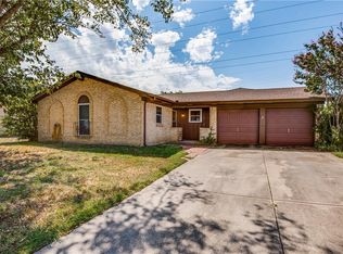 1100 Springdale Rd, Bedford, TX 76021