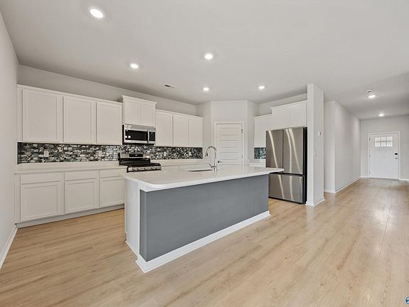 5th image of 11163 Wayland Ridge Dr