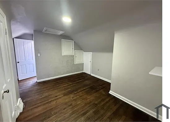 5713 South Blvd — Photo 8