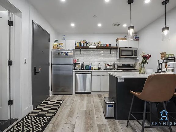 3rd image of 1334 Bushwick Ave #3L