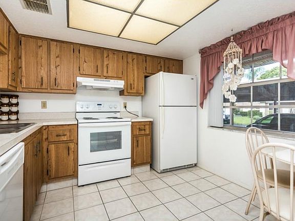 2nd image of 2465 Northside Dr APT 2001