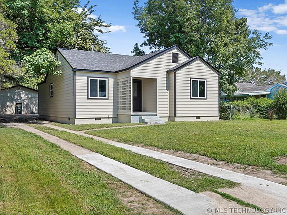 3rd image of 2908 Elgin St