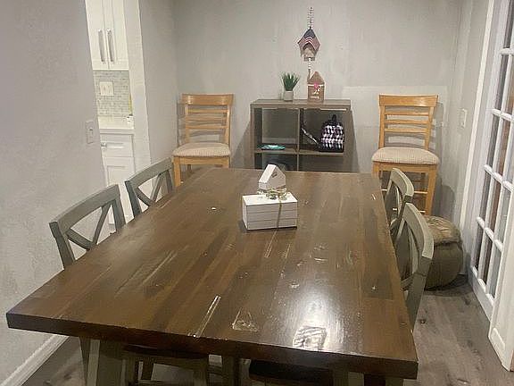 4th image of 20 Bridgette Blvd