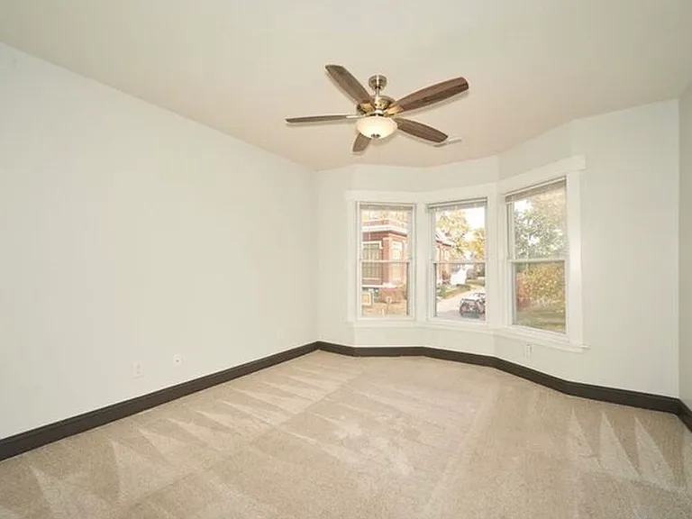 436 N State Ave — Photo 5