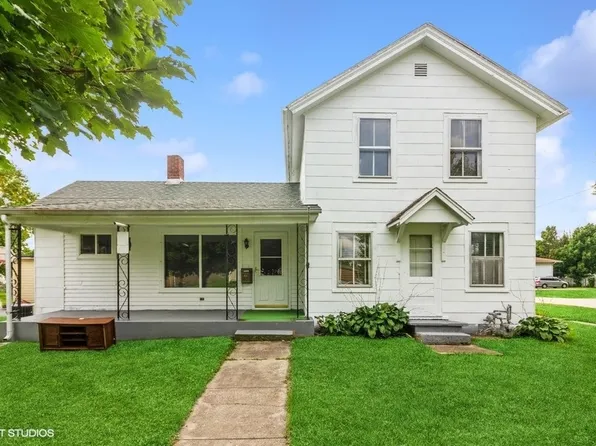 401 E Park St, Harvard, IL 60033