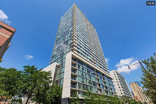 1720 S Michigan Ave Photo 1