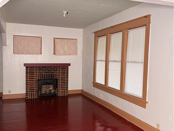3rd image of 2203 Vories St