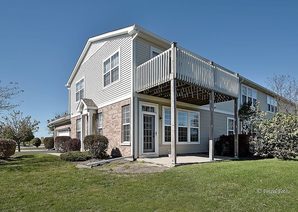 2nd image of 2640 Loren Ln