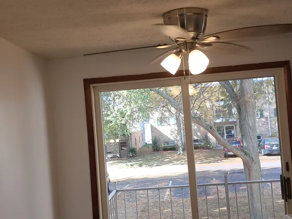 108 Marine Park Dr #I5, Celoron, NY 14720