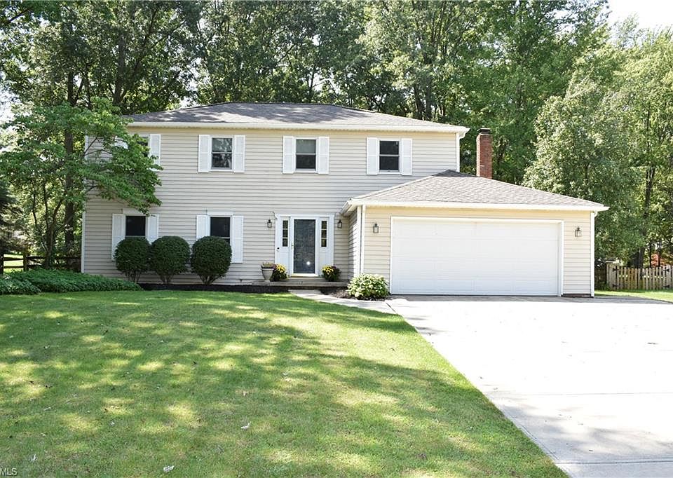 1st image of 4076 Brewster Dr