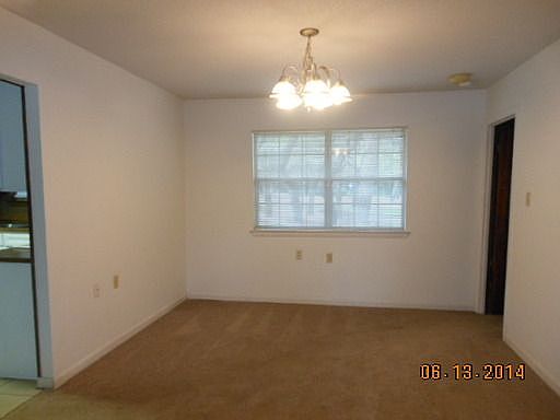 5th image of 330 Shannon Ct