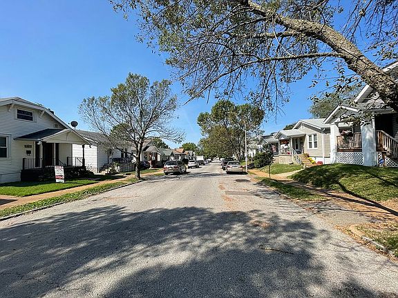 4th image of 4327 Bingham Ave