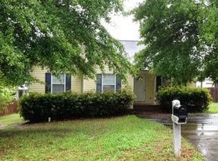 624 Lenore Dr, Boiling Springs, SC 29316