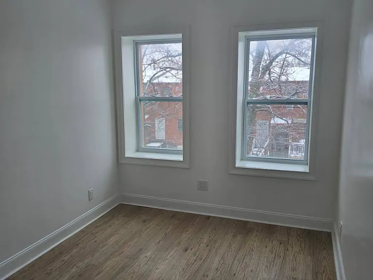 2050 Strauss St #2 — Photo 6