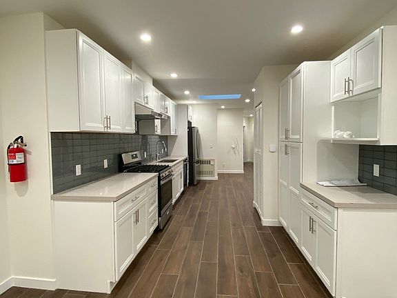 3rd image of 1425-1427 Ocean Ave
