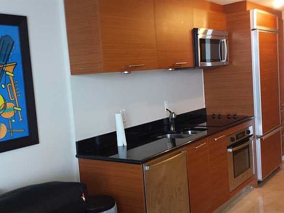 2nd image of 50 Biscayne Blvd APT 4003
