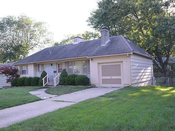 2nd image of 8810 Benson Dr